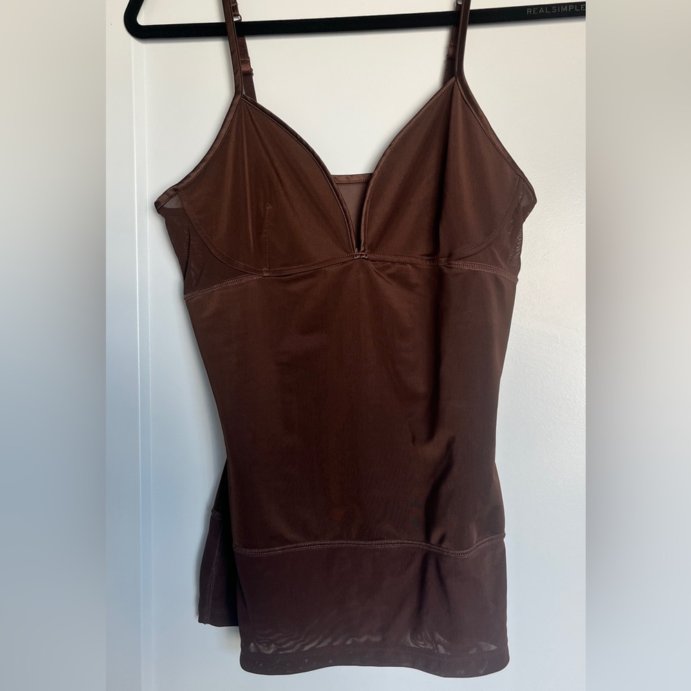Yummie Tummie Brown shapewear tank 2/45$